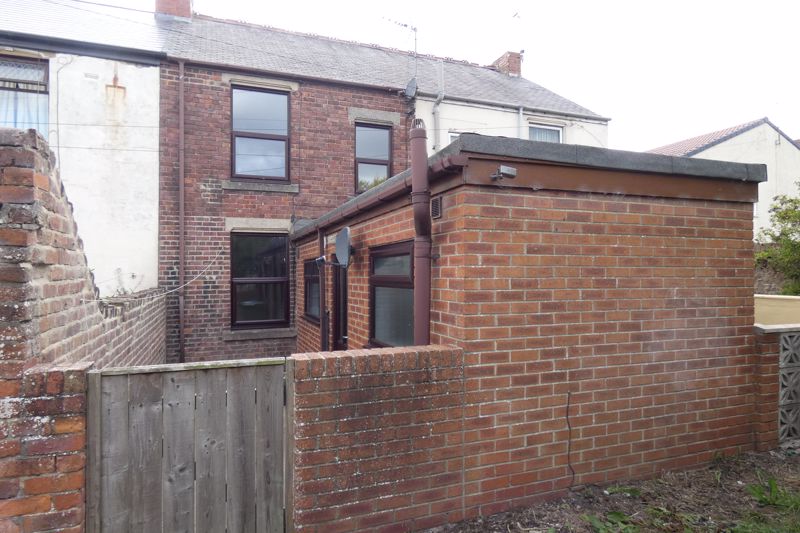 Rear- click for photo gallery